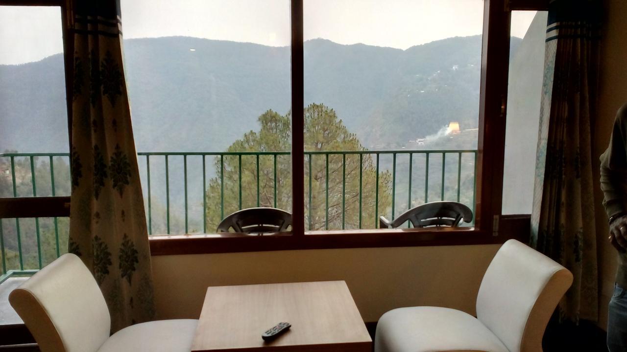 Hotel Emerald Valley Чейл Экстерьер фото