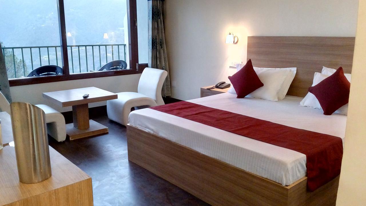 Hotel Emerald Valley Чейл Экстерьер фото